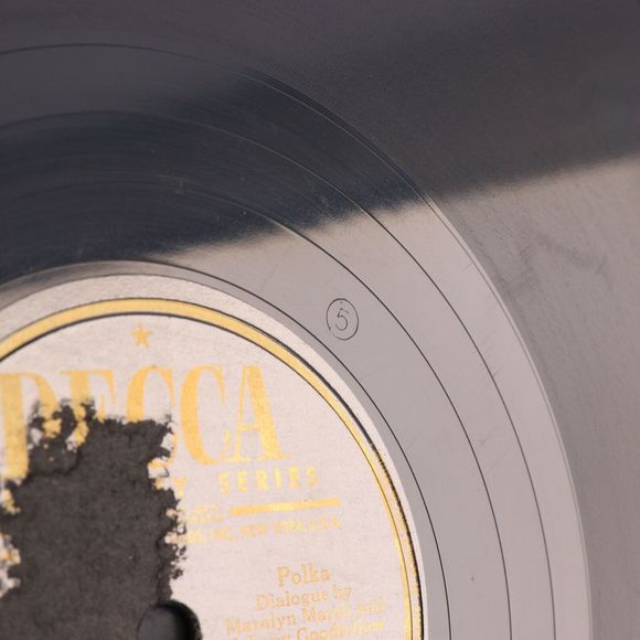 Larry Fotine - Open The Door Polka / St. Bernard Waltz -1949 78 rpm Record 24647 - Picture 8 of 14